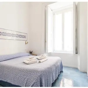 Bed & Breakfast Il Sole Di Montesanto, Naples