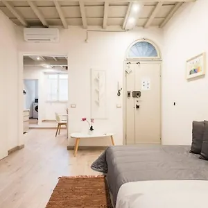 Cozy Near Ponte Vecchio , Florence Italie